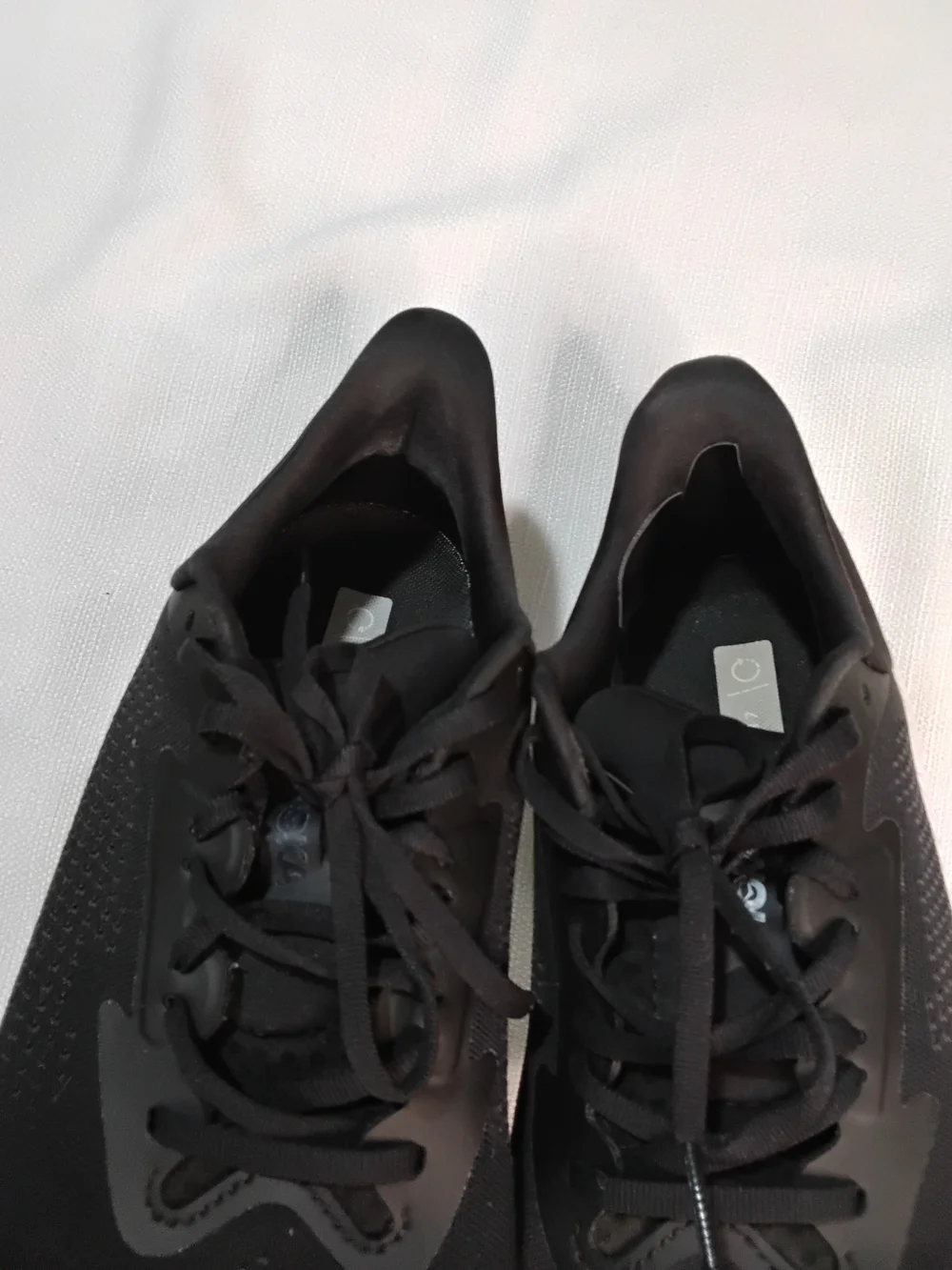 Hoka One One Arahi 7 Men's Black and White Athletic Running Shoes Sz 10.5 2E W.